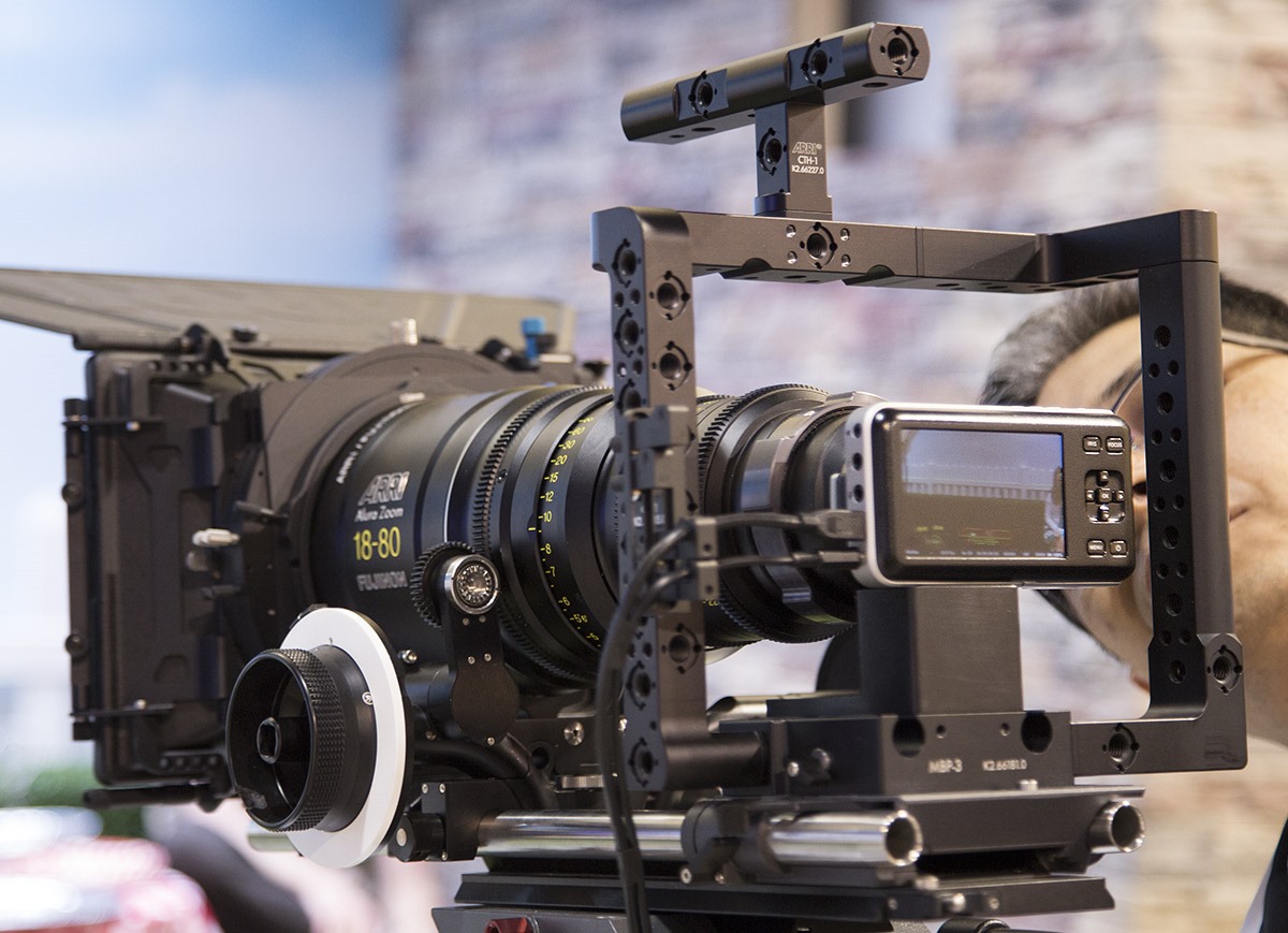 Blackmagic_2D00_Pocket_2D00_Cinema_2D00_Camera_2D00_1200_5F00_70AC1171