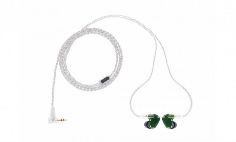 andromeda-with-cable-1690x1024-earphones-1024x620